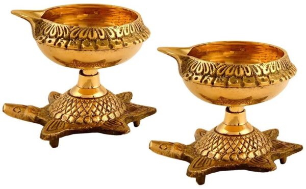 Diya-Pooja-Items-Varanasi-Brass-Items-2-piece